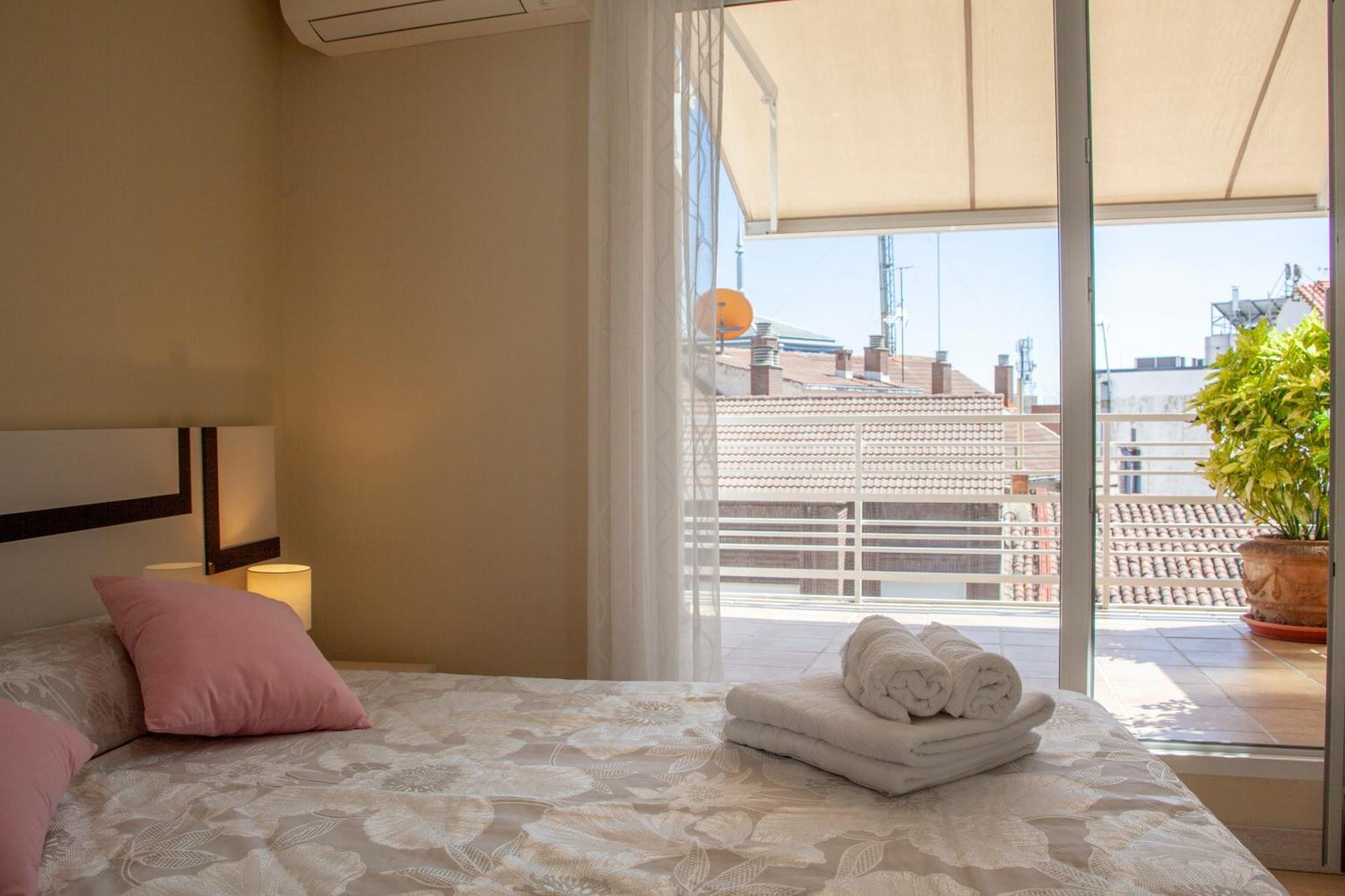 Burgo Nuevo Atico De Lujo En Pleno Centro Con Terraza Y Vistas - Leonapartamentos 外观 照片